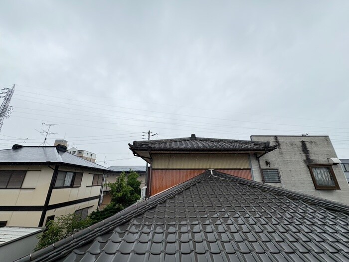 物件内観写真16　(室内からの展望)