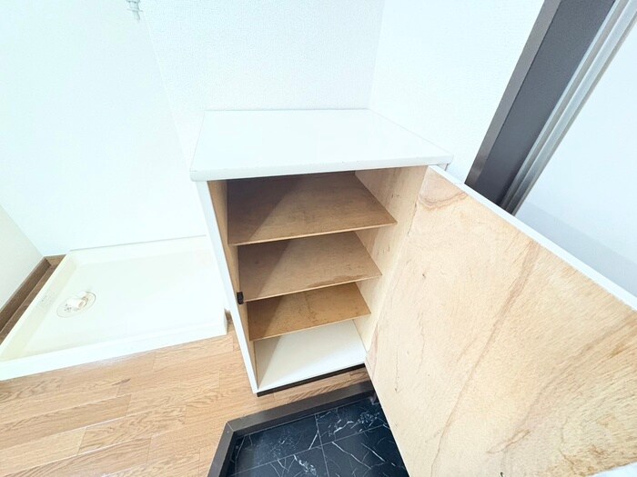 物件内観写真18　(靴箱)