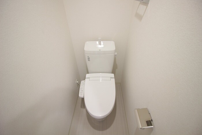 物件内観写真11　(トイレ)