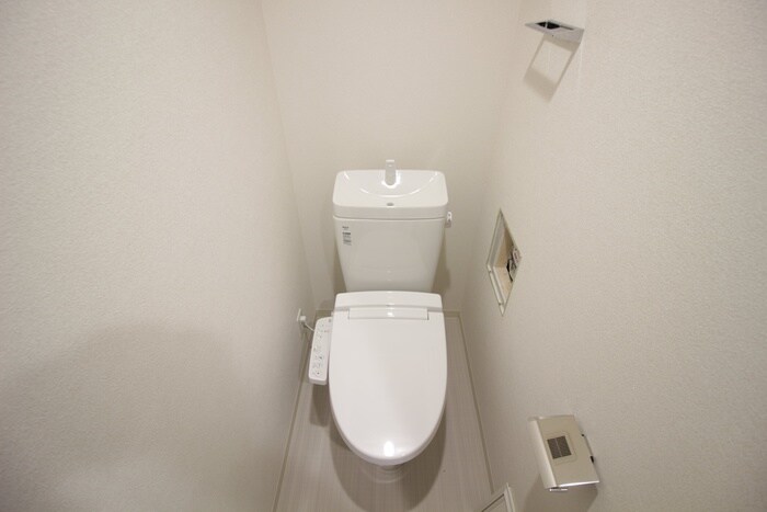 物件内観写真12　(トイレ)