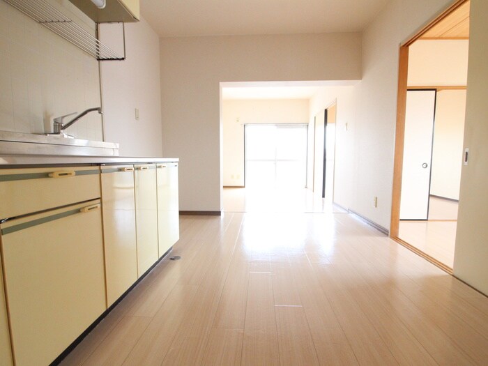 物件内観写真19　(居室)