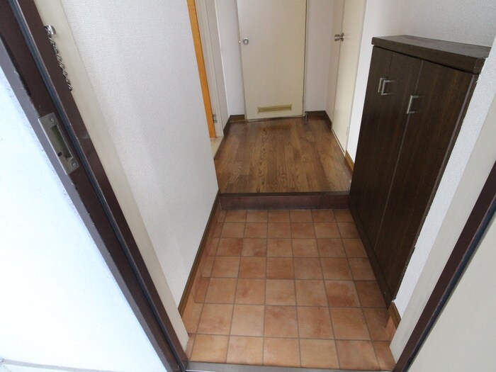 物件内観写真22　(玄関)