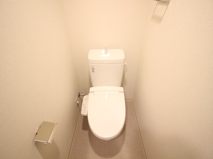 物件内観写真12　(トイレ)