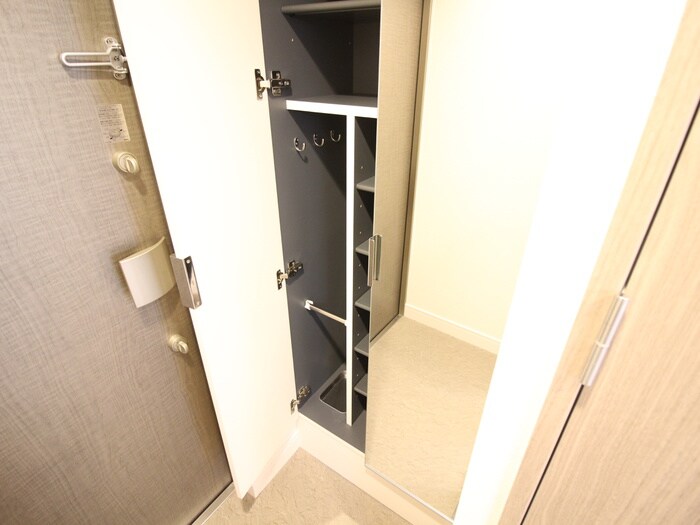 物件内観写真14　(靴箱)