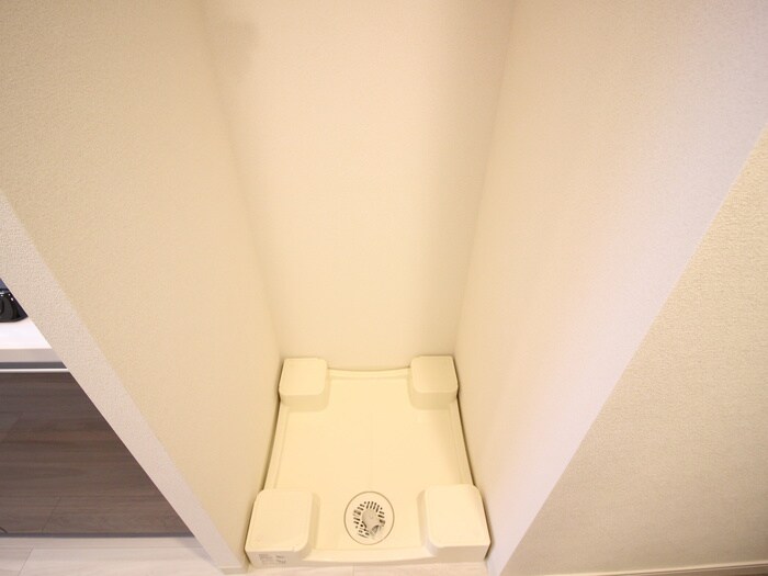 物件内観写真14　(洗濯機置場)