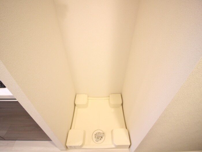 物件内観写真15　(洗濯機置場)