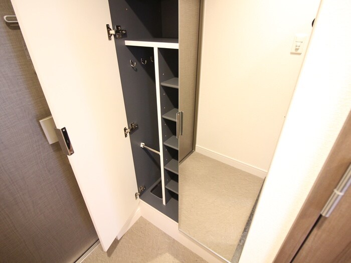 物件内観写真16　(靴箱)