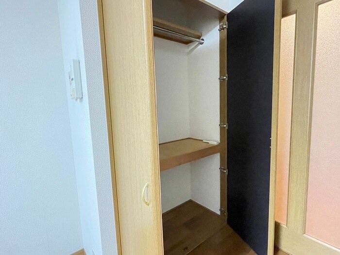 物件内観写真9　(収納)
