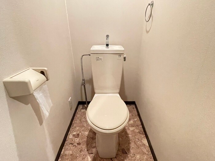 物件内観写真13　(トイレ)