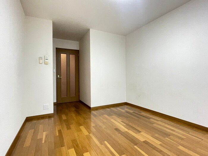 物件内観写真18　(居室)