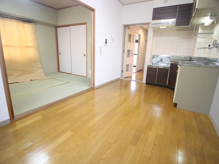 物件内観写真7　(居室)