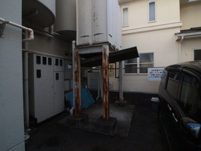 物件外観写真5　(駐輪場)