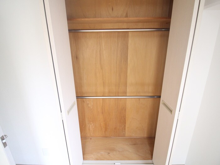物件内観写真10　(収納)