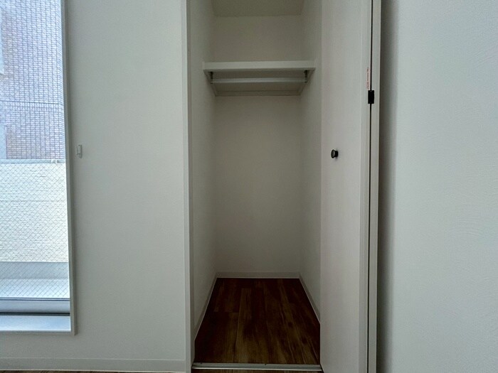 物件内観写真12　(収納)