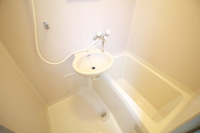 物件内観写真12　(バス／シャワールーム等)