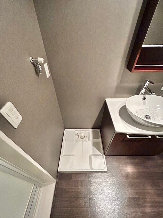 物件内観写真14　(洗濯機置場)