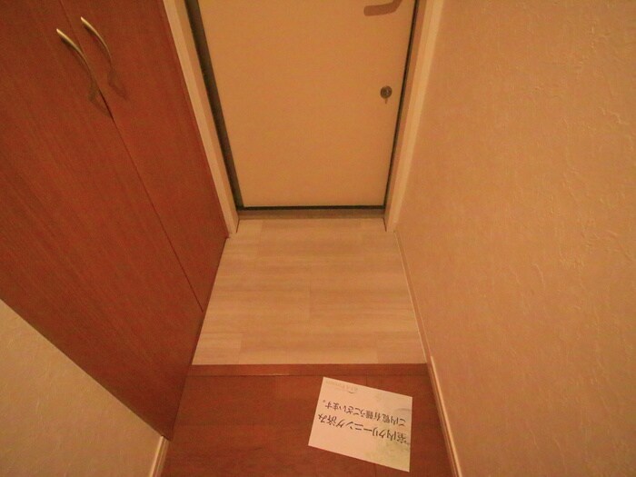 物件内観写真22　(玄関)