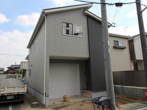 大山稲葉2226-3ｶﾞﾚｰｼﾞ付戸建賃貸外観写真