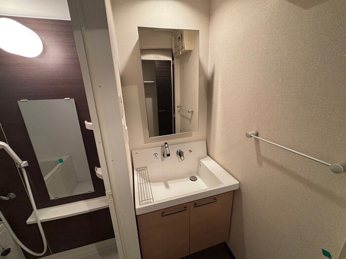 物件内観写真13　(洗面)