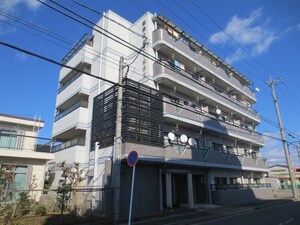 森彦第３コーポラス外観写真