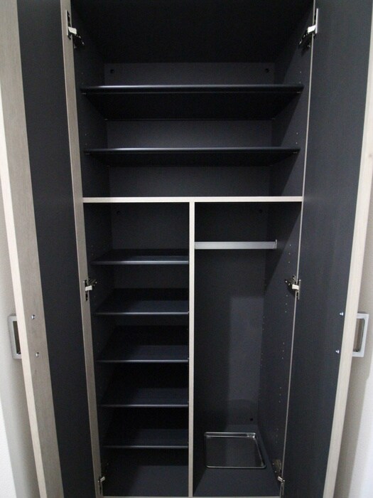 物件内観写真12　(靴箱)