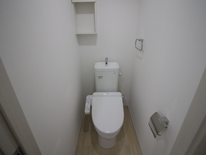 物件内観写真14　(トイレ)