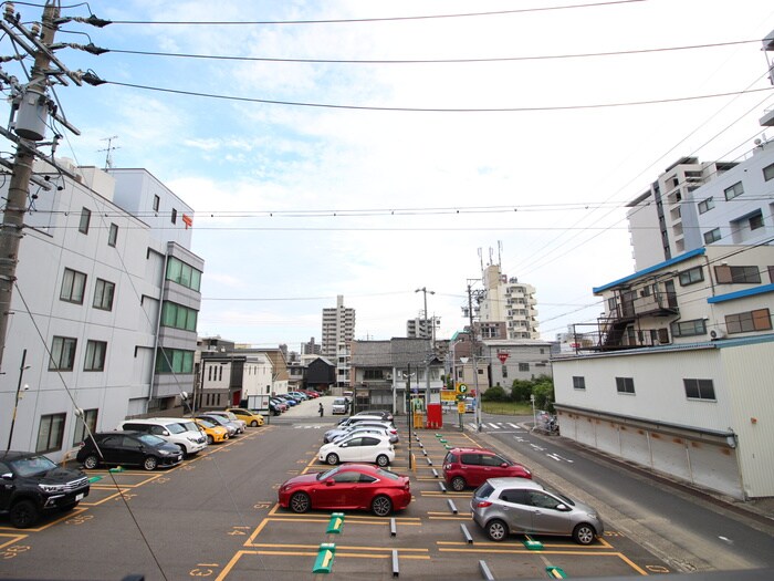 物件内観写真16　(室内からの展望)