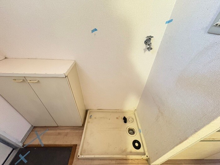 物件内観写真21　(洗濯機置場)