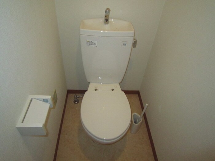 物件内観写真8　(トイレ)