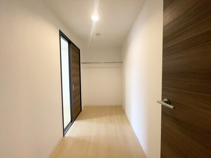 物件内観写真10　(収納)