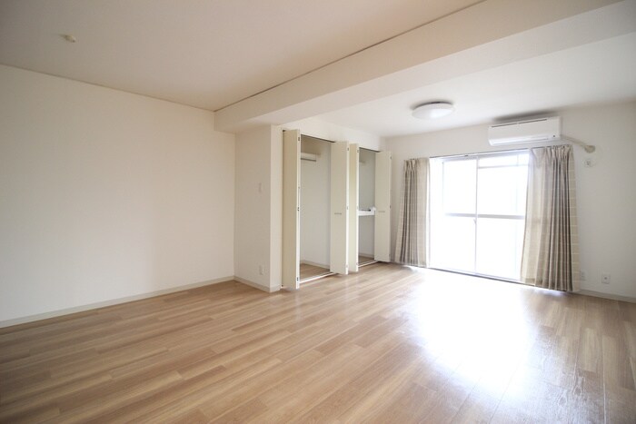 物件内観写真16　(居室)