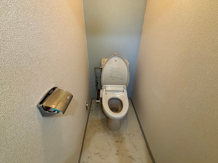 物件内観写真14　(トイレ)