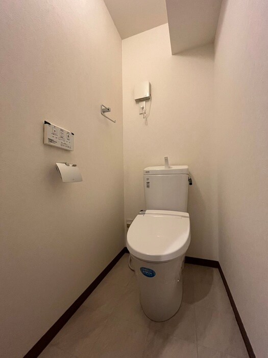 物件内観写真12　(トイレ)