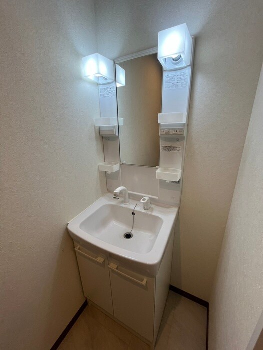 物件内観写真14　(洗面)