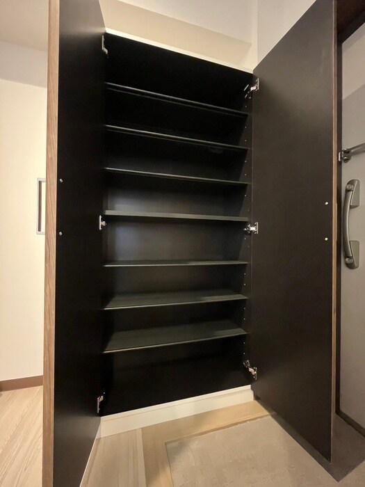 物件内観写真18　(靴箱)