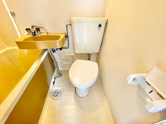 物件内観写真10　(トイレ)