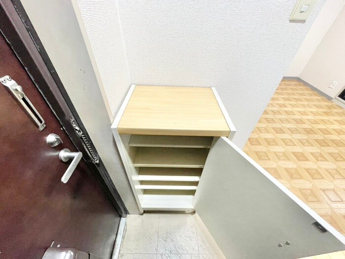 物件内観写真14　(靴箱)