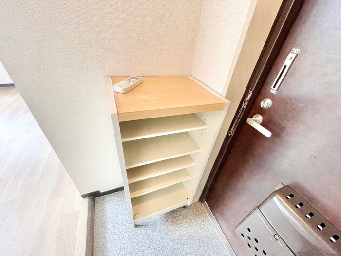 物件内観写真14　(靴箱)