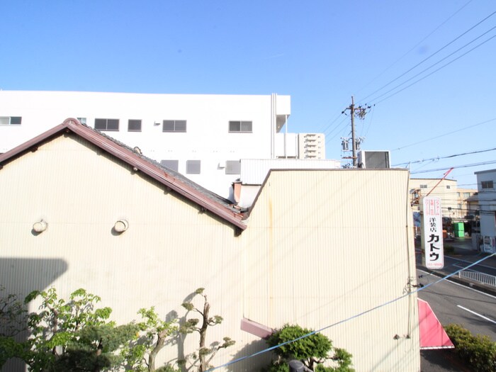 物件内観写真15　(室内からの展望)