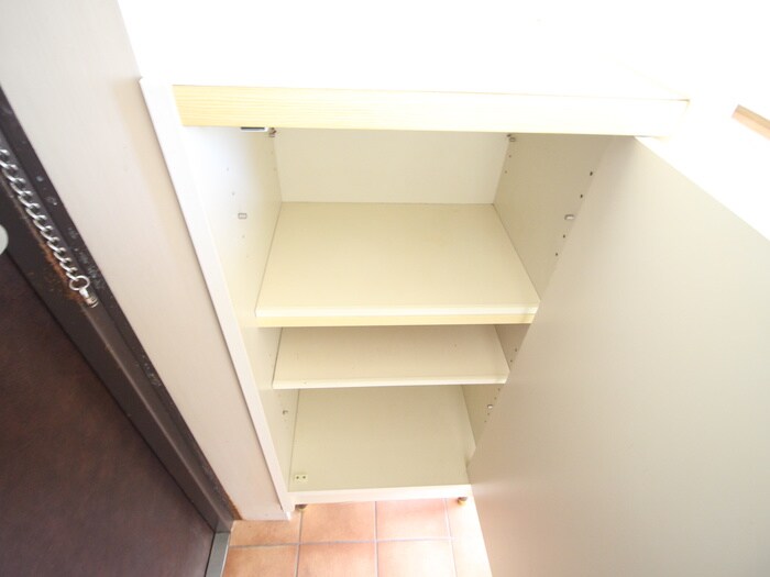 物件内観写真16　(靴箱)