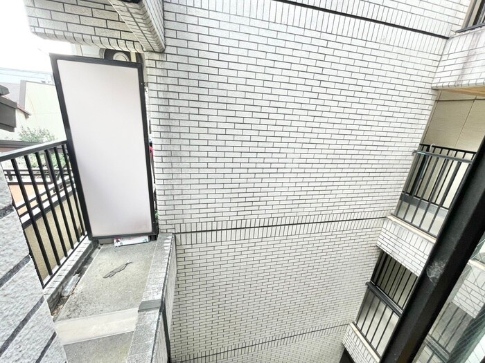 物件内観写真21　(室内からの展望)