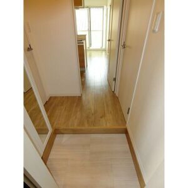 物件内観写真15　(靴箱)