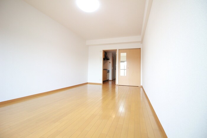 物件内観写真10　(居室)