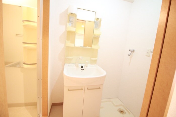 物件内観写真15　(洗面)