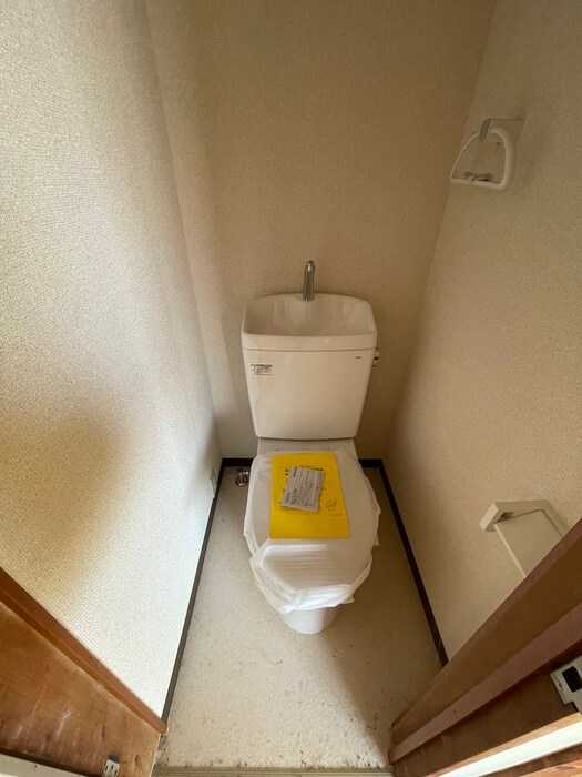 物件内観写真11　(トイレ)