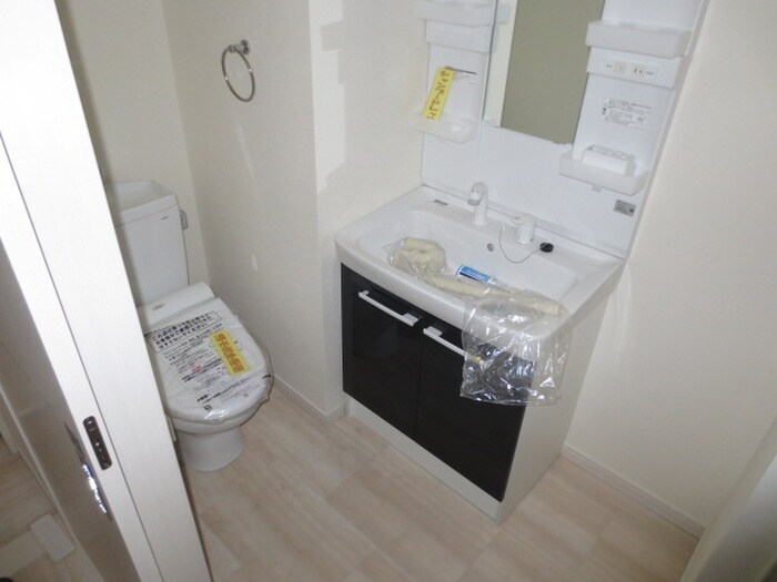 物件内観写真9　(洗面)