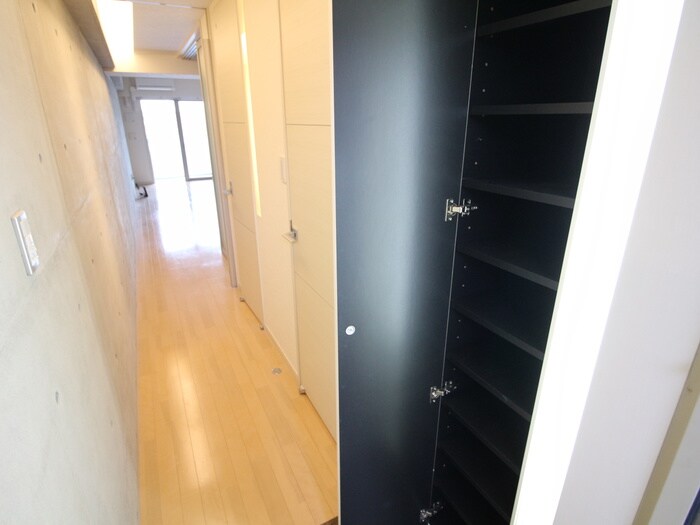 物件内観写真18　(靴箱)