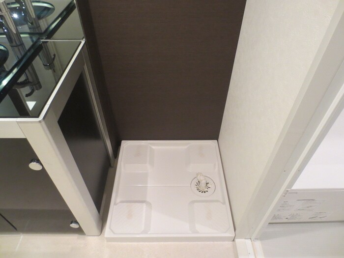 物件内観写真19　(洗濯機置場)