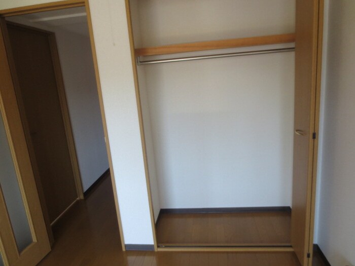 物件内観写真11　(収納)