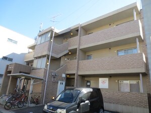 プレミール苗代　N棟外観写真